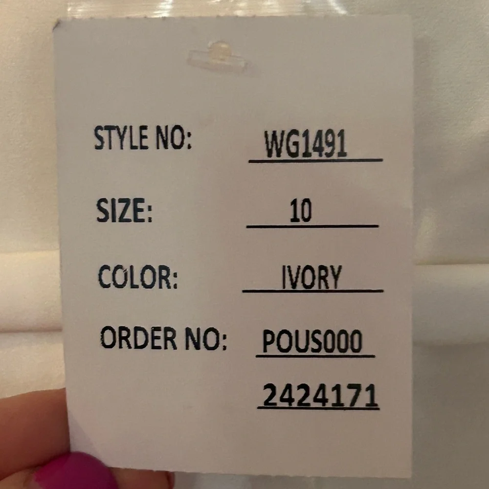 David's Bridal Ivory Sequin Bodice Satin A-Line Girls' Dress - Picture 7 of 8